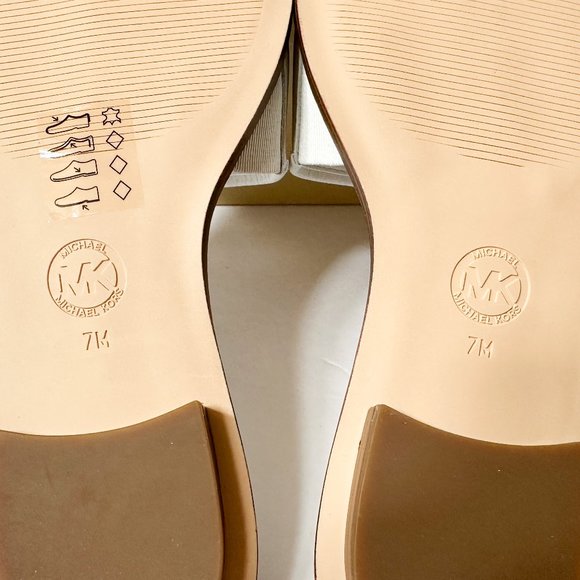 Michael Kors Deanna Cutout Tumbled Leather Slide Sandal Size 7M - Picture 5 of 8